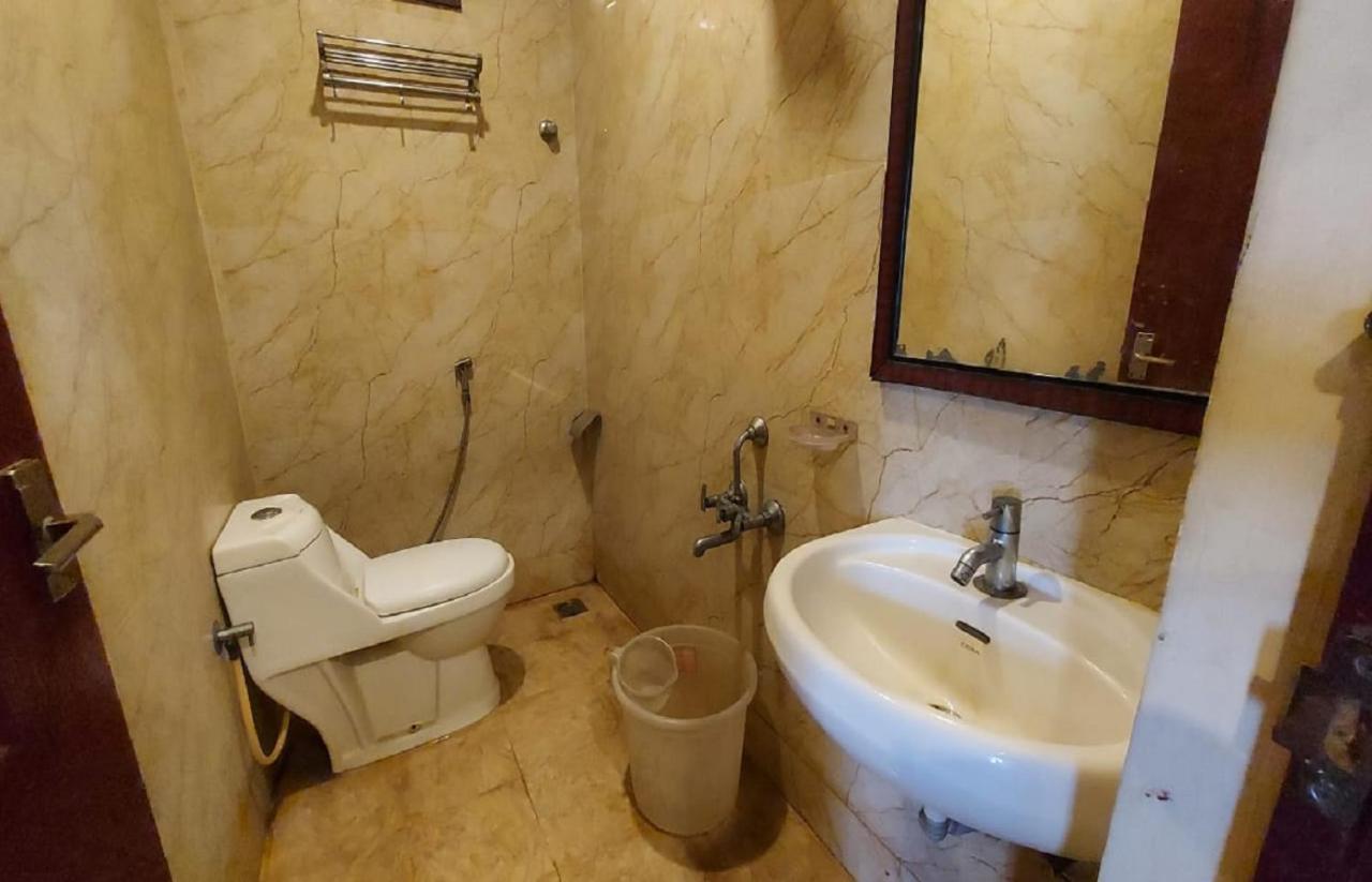 Royal Grand Bed & Breakfast Tambaram Luaran gambar